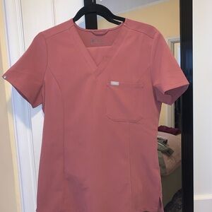 Figs scrub set in mauve.